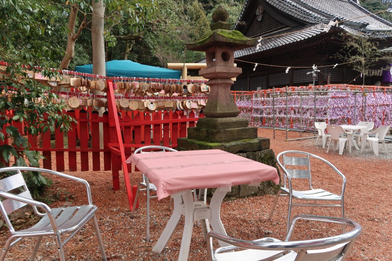 石浦神社テーブル