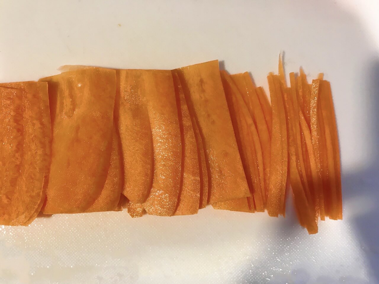 きんぴらごぼうのニンジンの切り方１