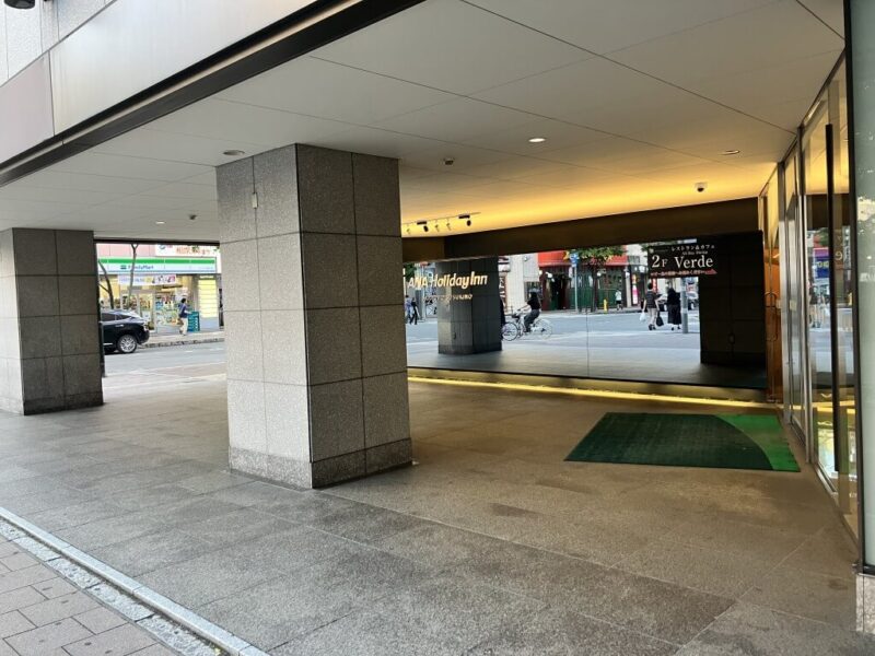 ANAホリデイ・イン 札幌すすきのの入り口の様子