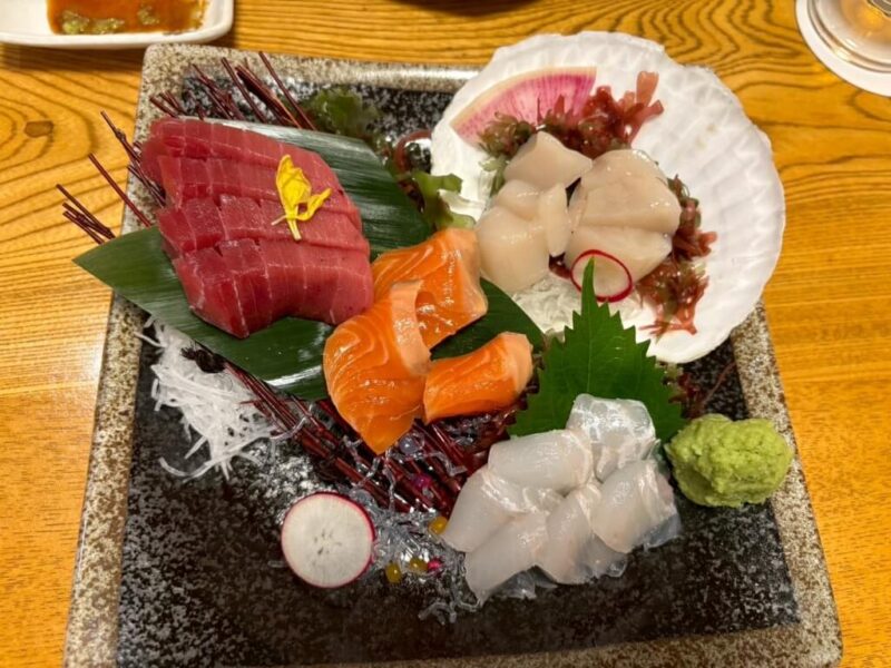 郷土料理おが　刺身盛り合わせ